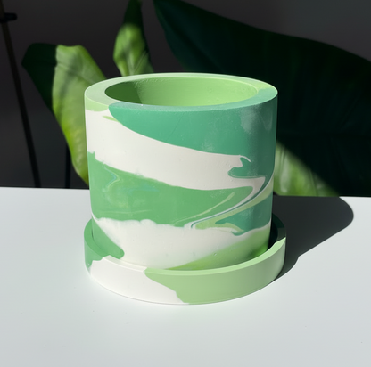Groves Refillable Candle Pot - 
Green Mix